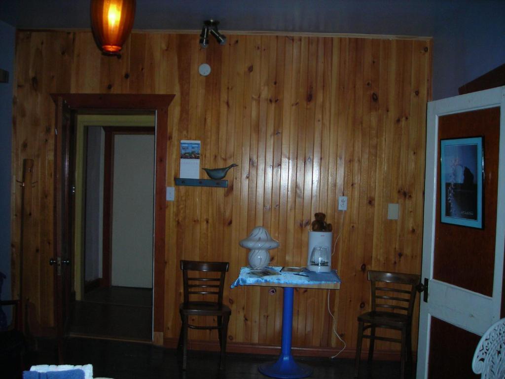 Gite Des Hauteurs Et Cafe De La Place Saint Zenon Quarto foto